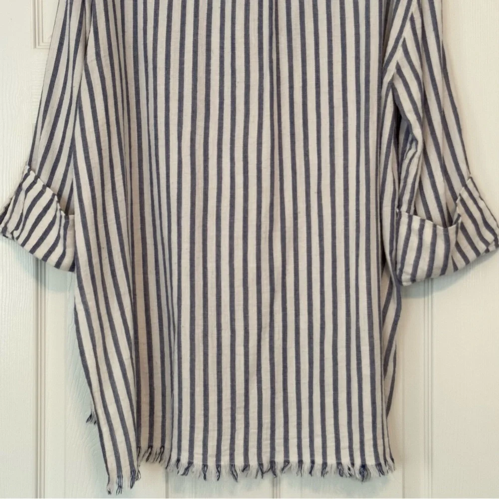 Umgee Blue Striped Tunic Top M - Picture 9 of 12